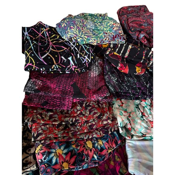 Lularoe Tall & Curvy large lot of leggings - Picture 4 of 11